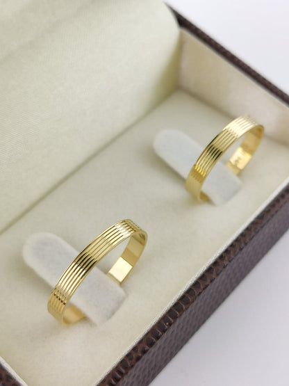 Aliança Reta em Ouro com Frisos 3mm