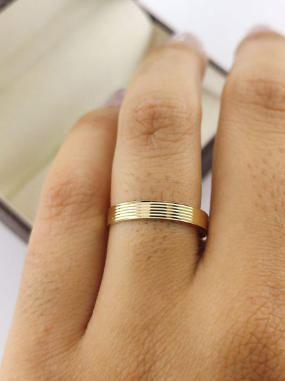 Aliança Reta em Ouro com Frisos 3mm