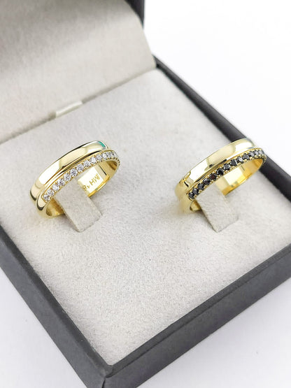 Aliança Meia Cana em Ouro Cravejada com Diamante  5mm
