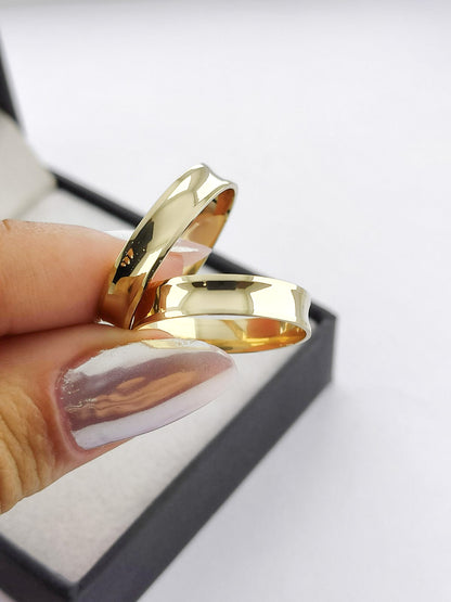 Aliança de Casamento Côncava Polida em Ouro 4mm