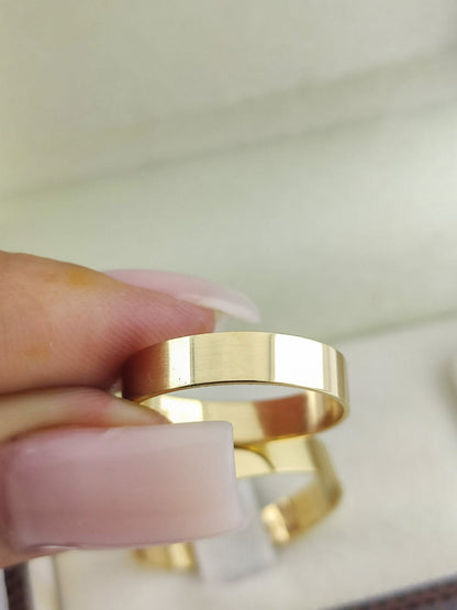 Aliança de Casamento Tradicional Reta em Ouro 4mm