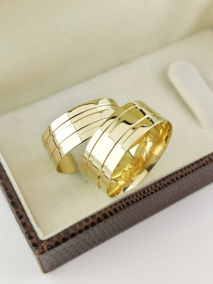 Aliança de Casamento Reta em Ouro 8mm com Frisos